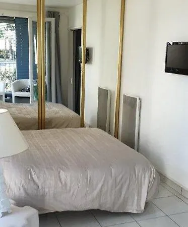 Apartment T2 Front De Mer Sur La Plage